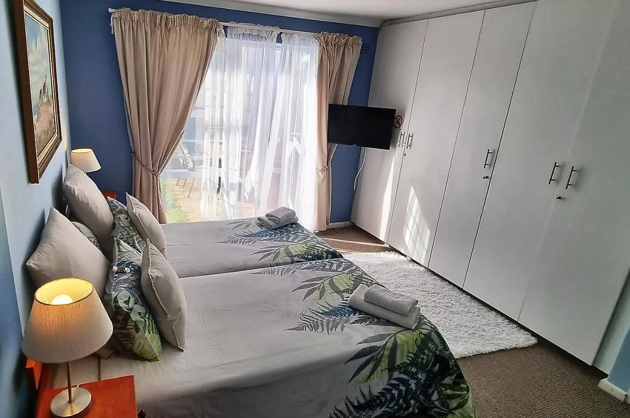 Blue Mountain Guest House Bloubergstrand